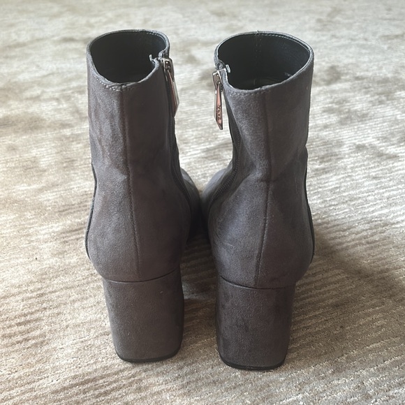 Grey Zara western boots with scalloped edge - Picture 6 of 8
